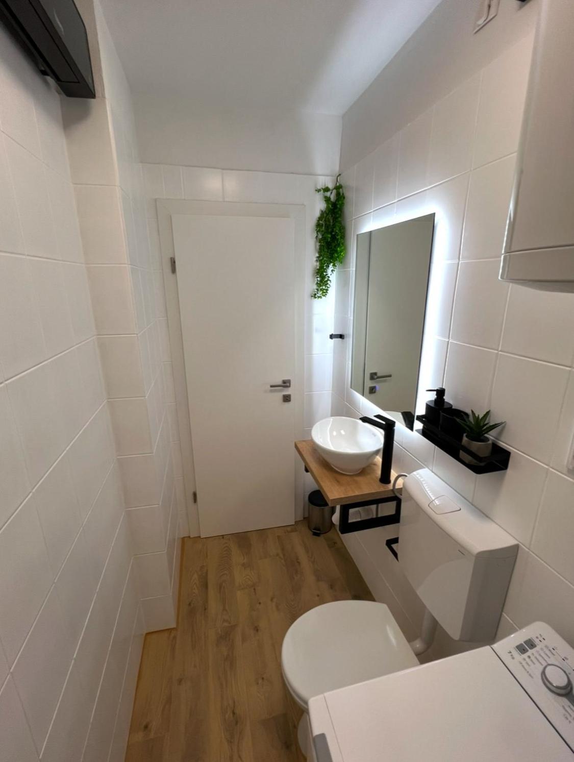 Apartmani Ivelić Supetar Zewnętrze zdjęcie